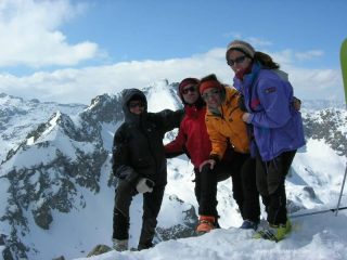in cima