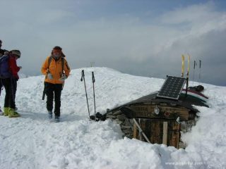 il bivacco in cima al Bourel