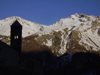 Sul campanile L’Alpet , a dx la spalla della Pointe Basse de Mary