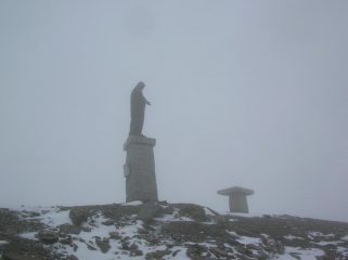 In cima