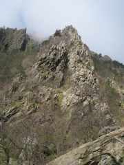 il primo risalto del crestone di destra