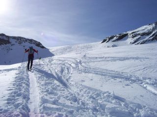 ultimo tratto (pista battuta magnificamente)