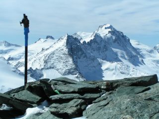 cima P.Nera con catena Herbetet Gran Paradiso