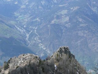 Granlà da Est, dietro la strada per Barbustel.