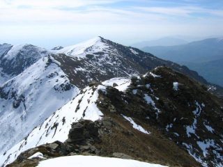 L'anticima e la Punta Vergia in fondo