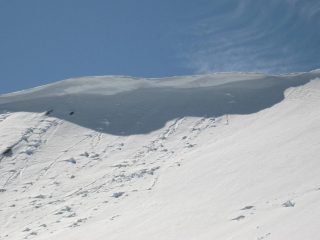 cornice vicino alla vetta