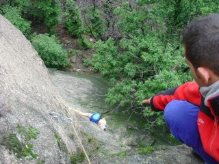 martino indica a giulia con passate il primo tetto