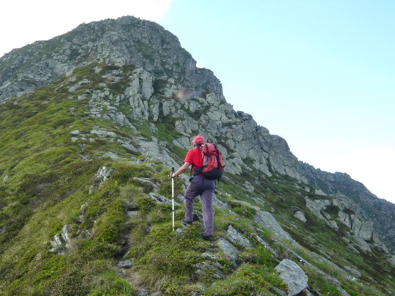 la cresta verso il monte bellavarda