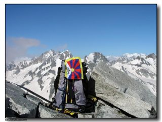 Poncione di Pesciora e Pizzo Rotondo dalla vetta