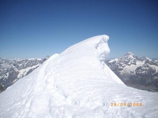 la cornice in cima al Centrale