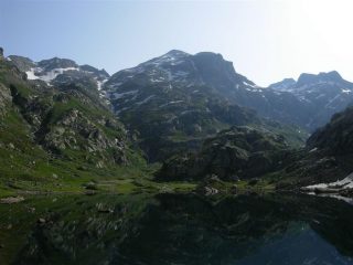 Il Monte Clapier dal Lac De La Fous e il Refuge Nice
