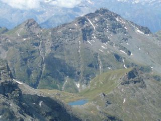 Lago Perrin e corno Bussolaz.