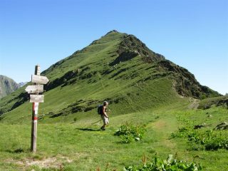 Al Paso Sottano delle Scolettas e Costabella del Piz