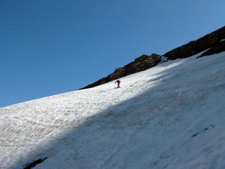 il breve traverso che porta alla sommità