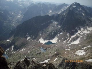 dalla cima verso i laghi di Valscura  