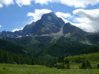 Il Leone domina la conce del Veglia