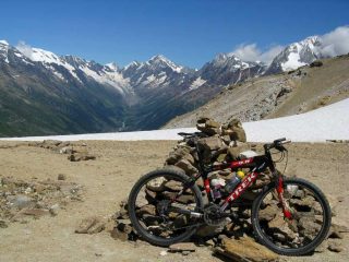 Resti Pass 2626 mt: verso la Lotschental