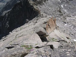 La via di salita dal colletto, vista dall'alto