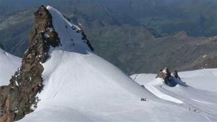 Il pendio nord del Corno Nero ed il Balmenhorn