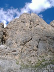 la parete su cui corre la via