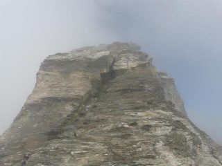 il risalto della cresta con la catena