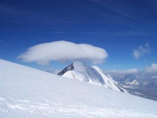 lyskam con cappello(verrà sceso domani da matteo)