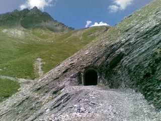 Galleria prima della Caserma