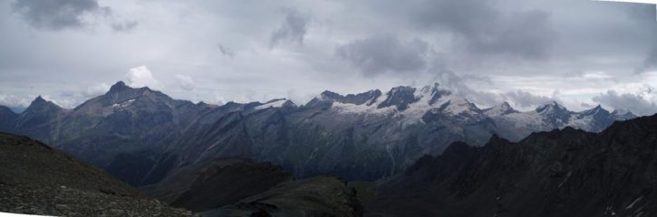 panoramica sul gruppo del Gran Paradiso
