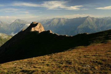 Dalla vetta del Pelvo la punta del Pelouxe