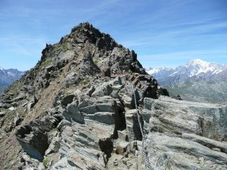 Tratto di cresta attrezzato.