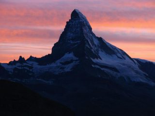 tramonto sul Cervino dalla Fluealp Hotel
