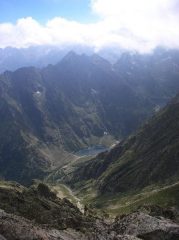 il vallone del Laitus risalito dal lago della rovina