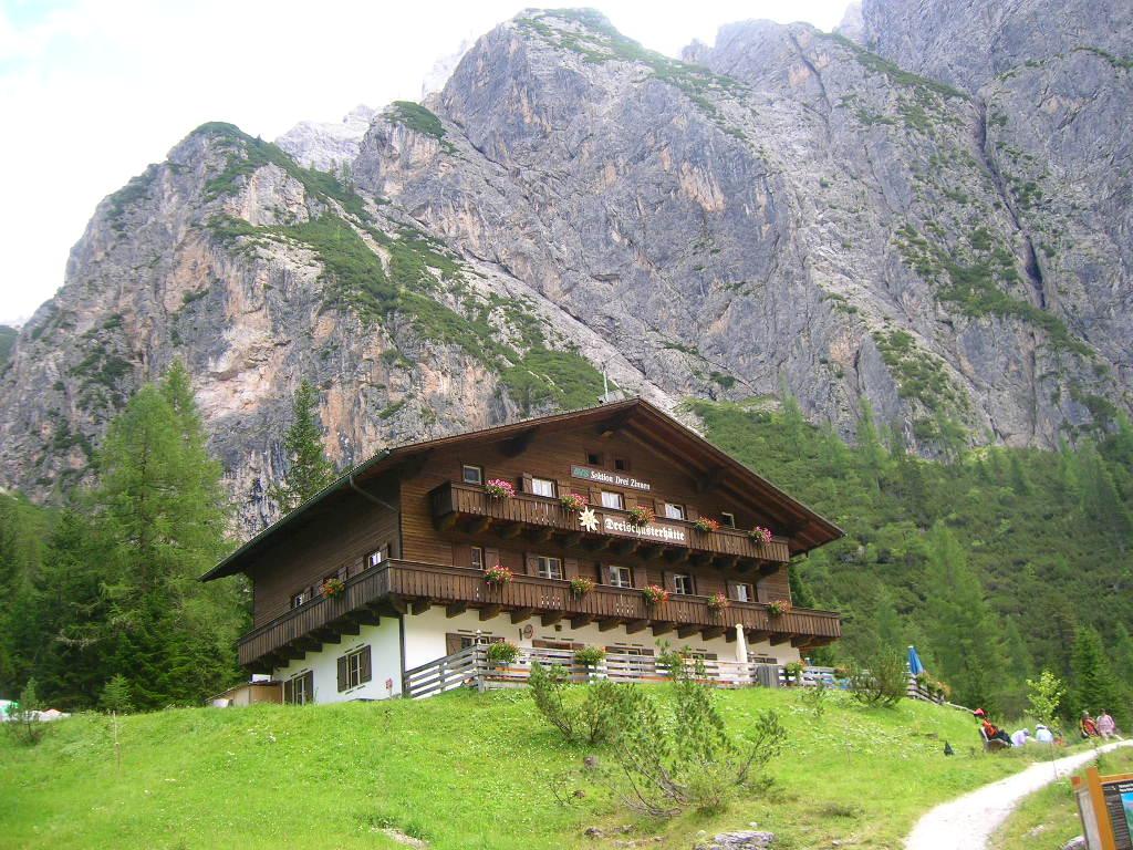 il Rifugio Tre Scarperi