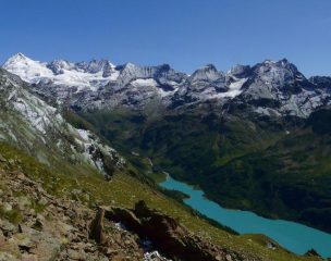 Lago di Place Moulin Dent d'Herens e Grandes Murailles