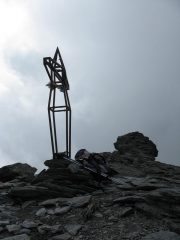 la croce della vetta