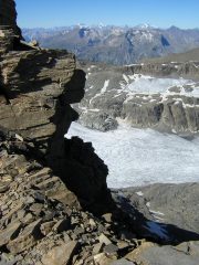 dalla breccia di accesso alla vetta il ghiacciaio