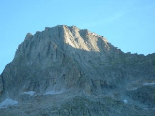 Prime luci sul Badile