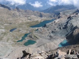 Panorama sui laghi della conca del Mont Avic