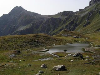 Faroma, Col Vessona dal laghetto sotto il Col du Chaleby