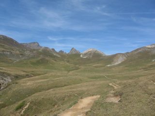 la discesa dal col vallèe etroite