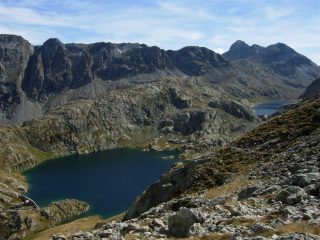 Lac Noir e du Basto, in fondo spunta il Monte Bego