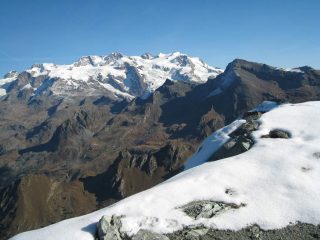 Vista sul Rosa dalla cima