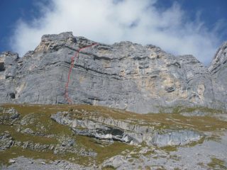 la parete vista dal sentiero