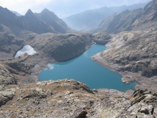 Il versante sud ed i laghi