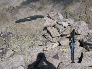 Il lago Lajet dalla vetta