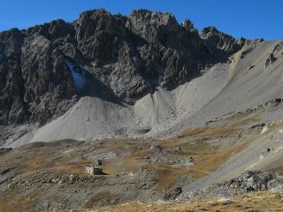 Clot des Morts e il ricovero Rocca Charnier