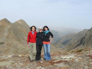 tre fanciulle in allegria