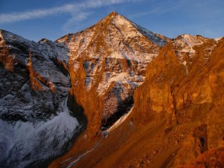 le prime luci del sole sul Rocciamelone..!