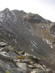 la ripida parete nord-est della torre tignet