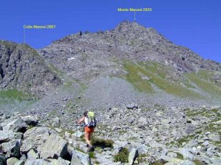 Colle e M. Manzol col ripido canale di salita